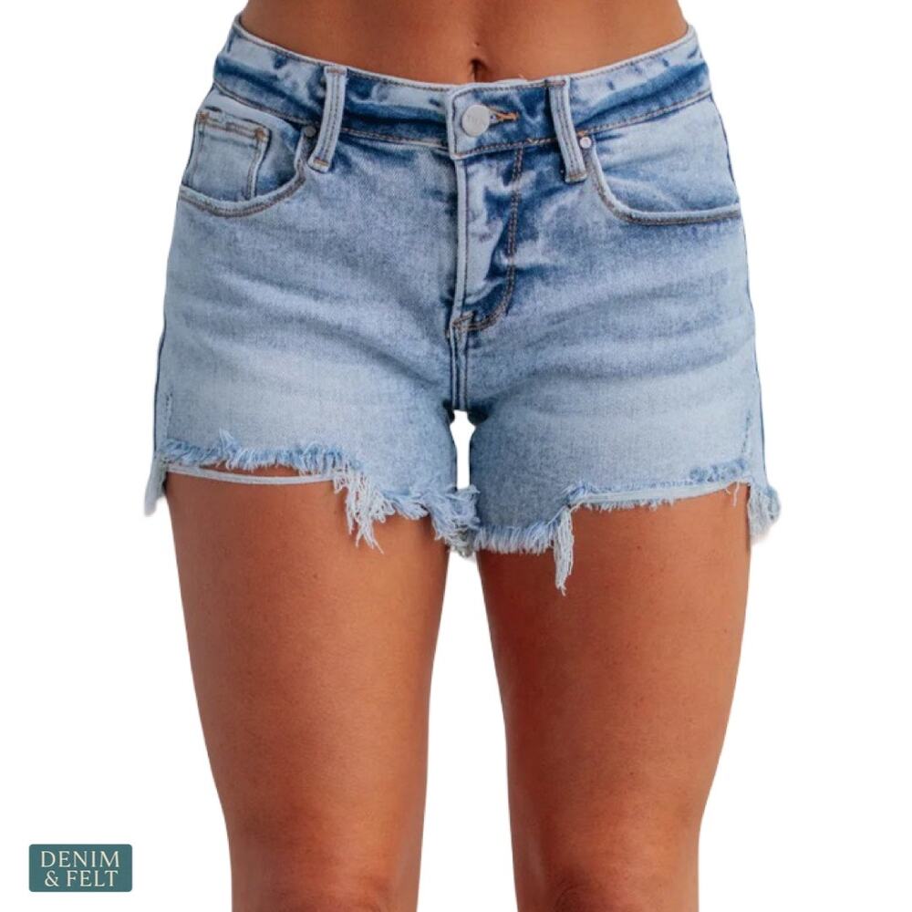 NEW Risen Zimi Light Wash Distressed Denim Shorts Frayed Hem Stretch Y2K Plus 1X
